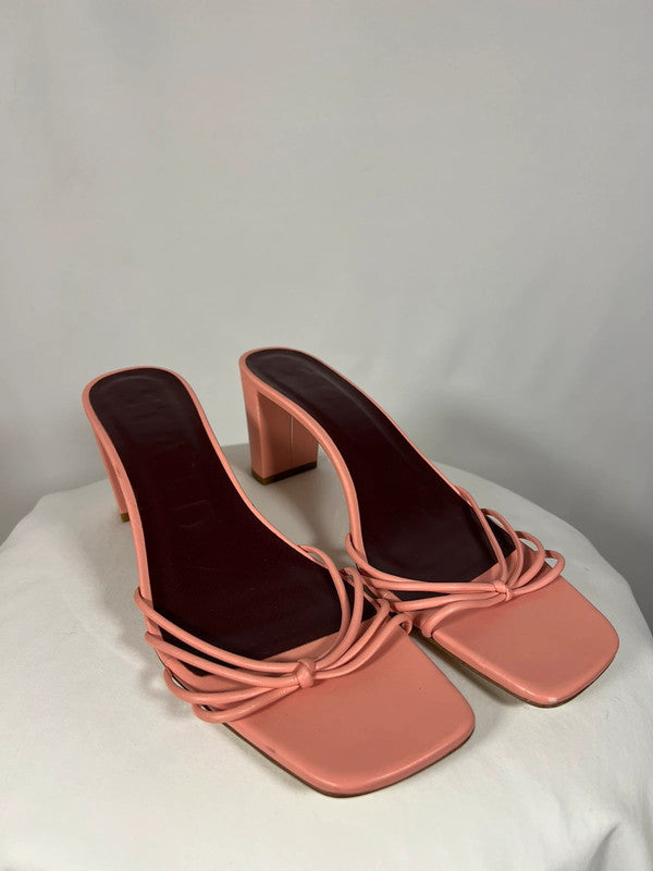 Sandales à talons rose