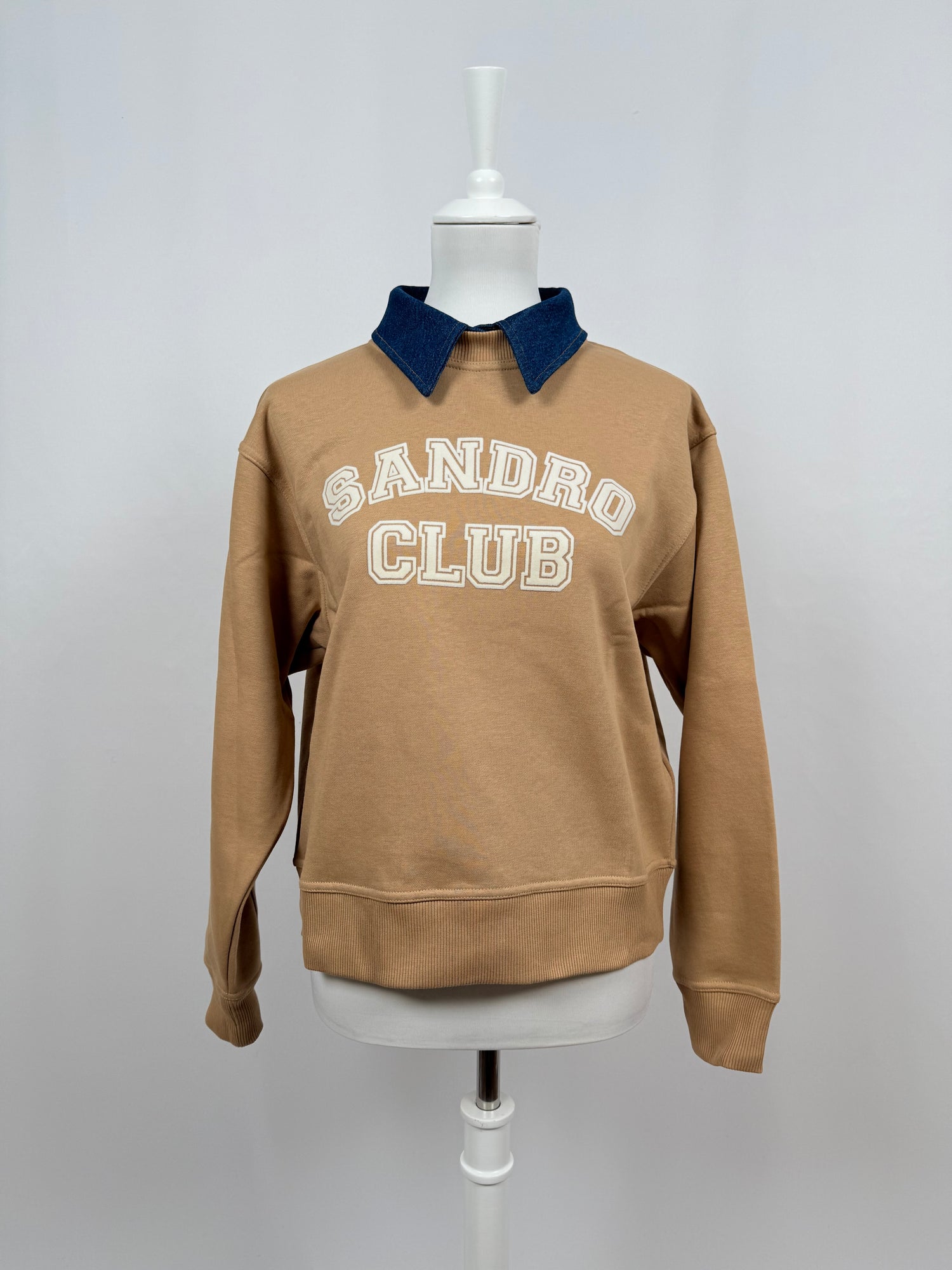 Camel sweatshirt with detachable collar
