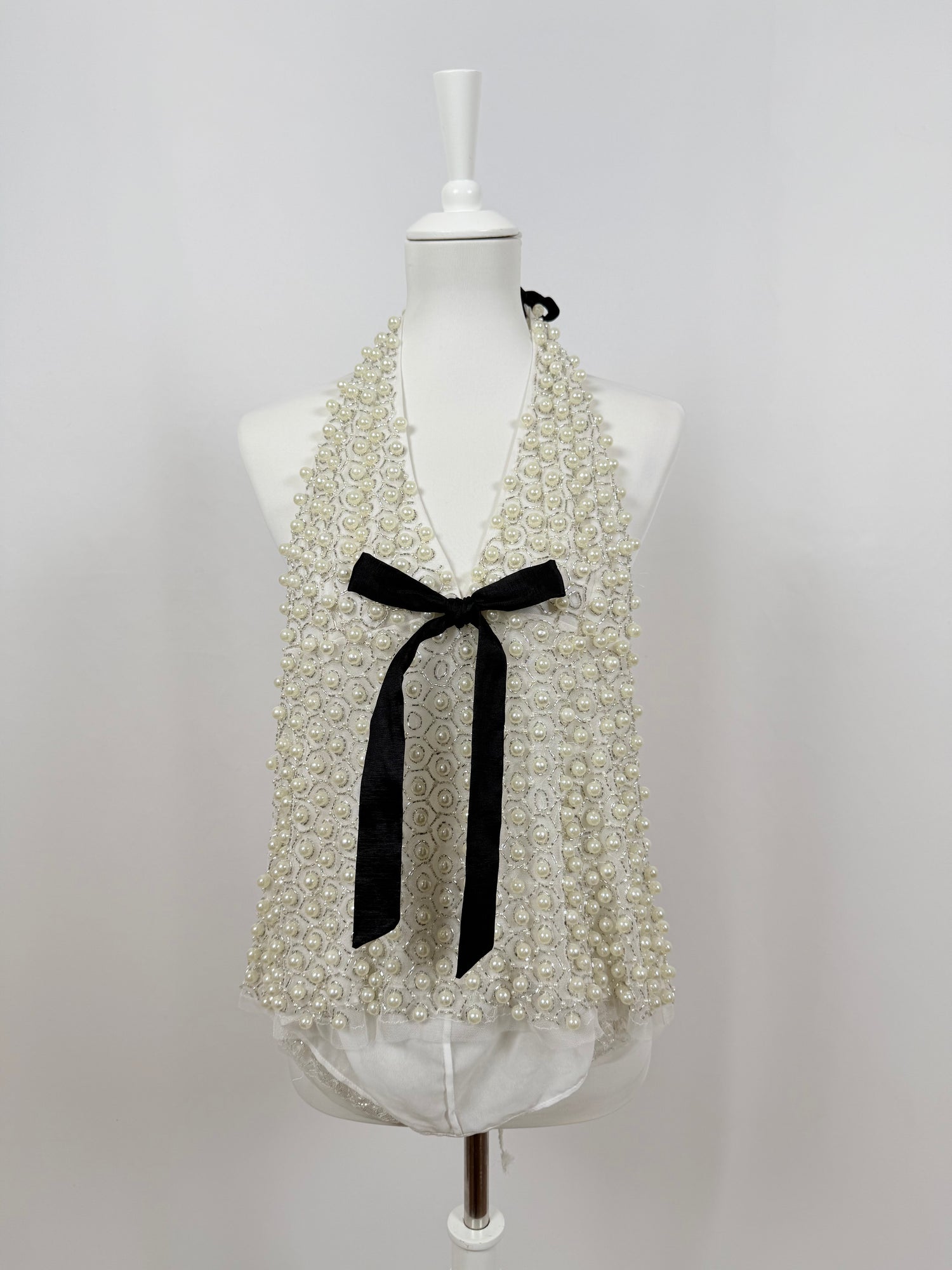Pearly bow halter top white