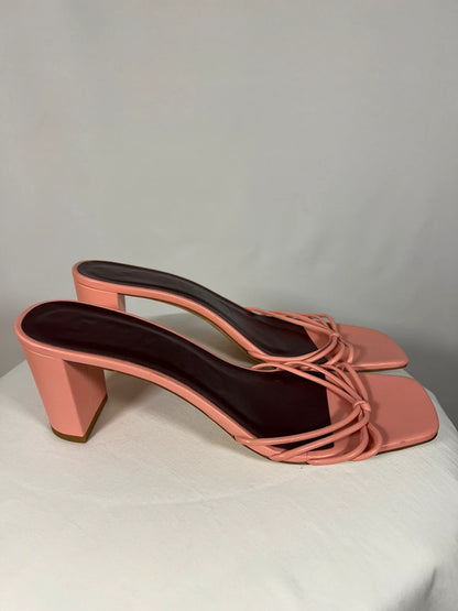 Sandales à talons rose