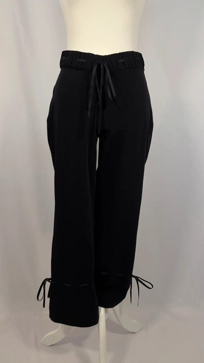 Cindy black capri pants