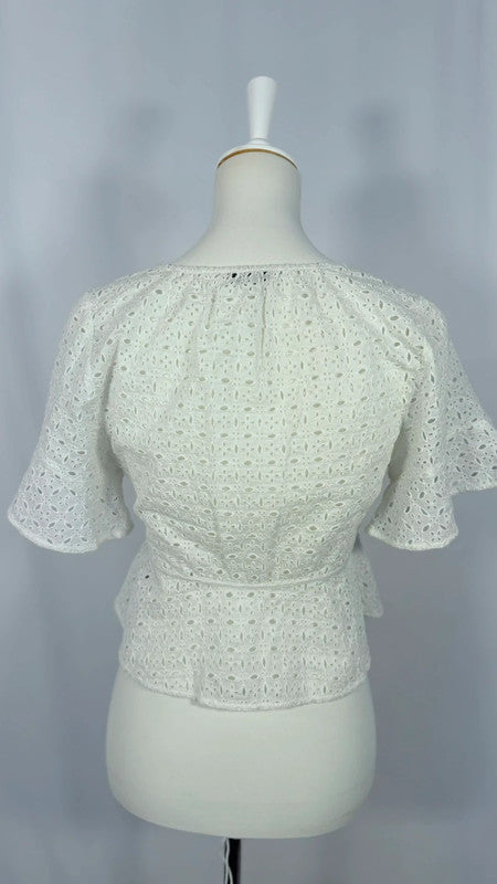 Top noué sur le devant en œillets blanc