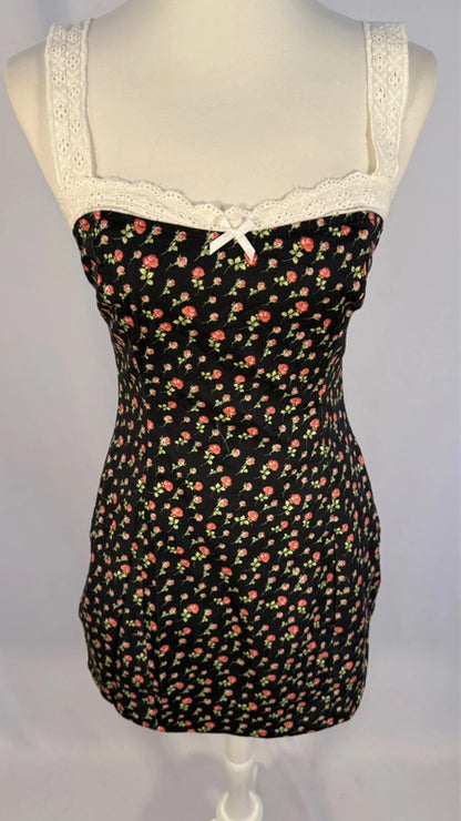 Robe mini Camille noire fleurie