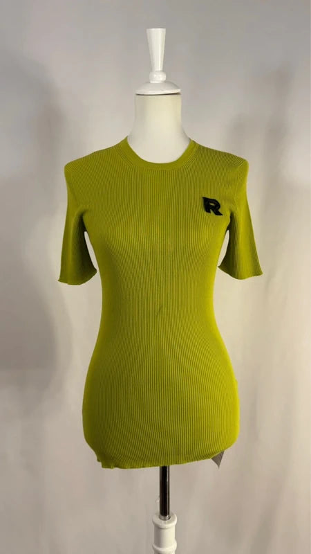 Green ribbed t-shirt