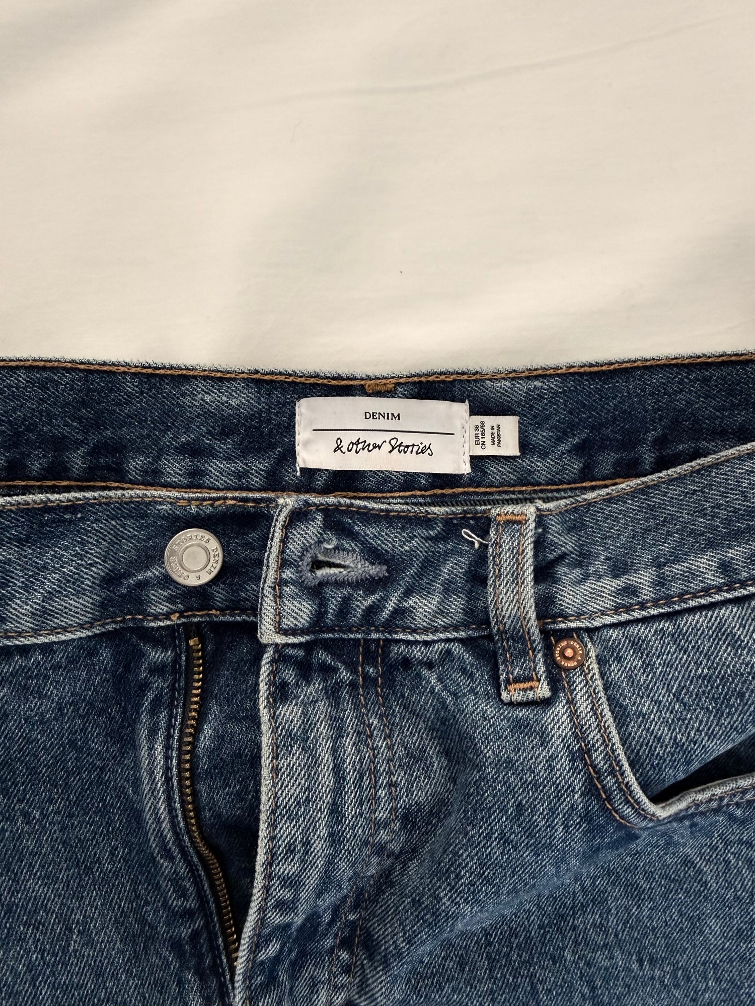 Mini jupe à 5 poches en denim bleu