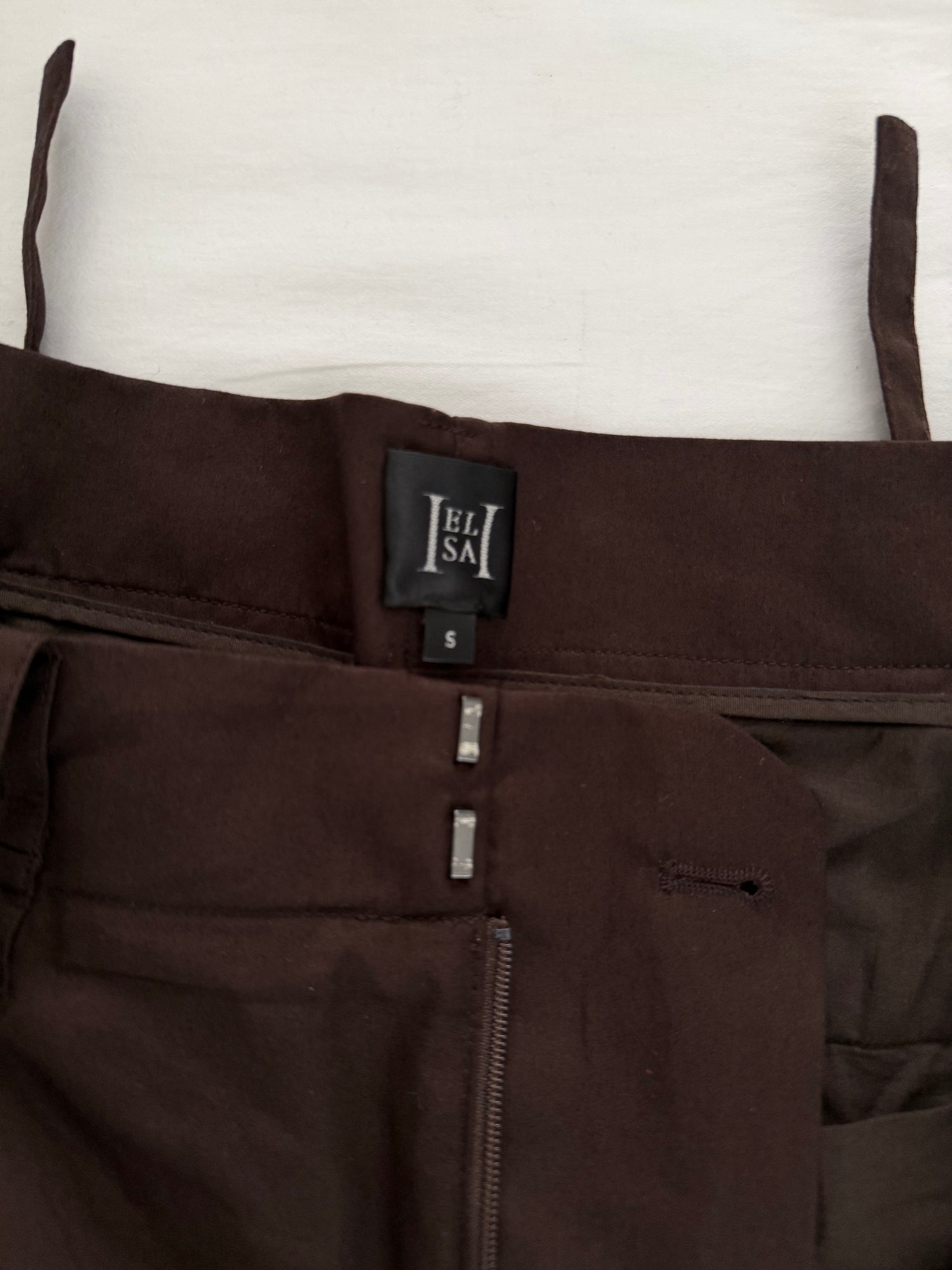 Brown wide-leg pleated trousers
