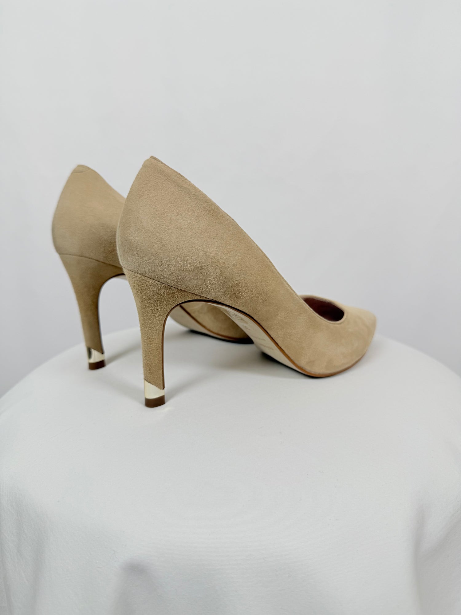 Escarpins Karolina beige en daim