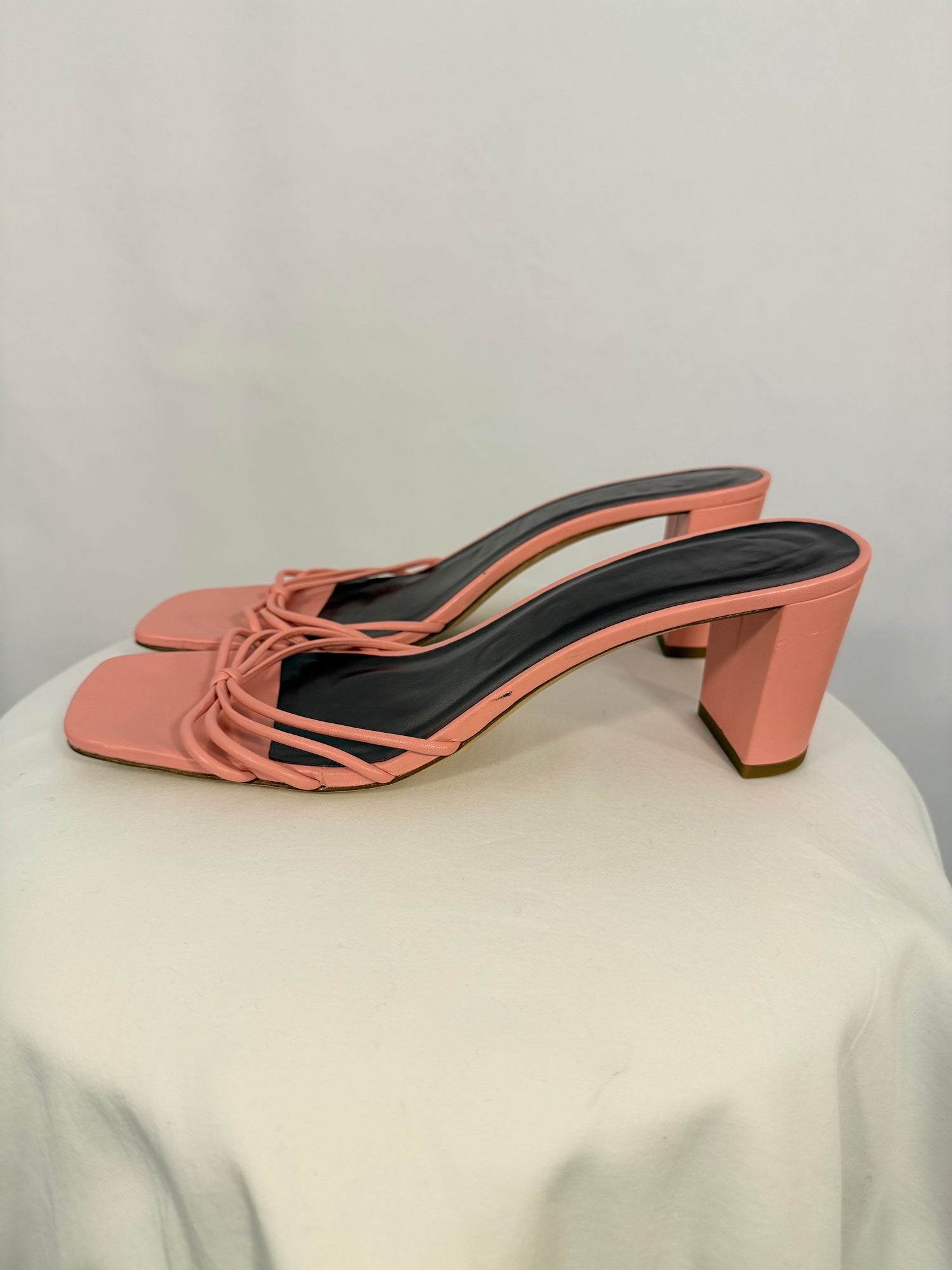 Sandales à talons rose