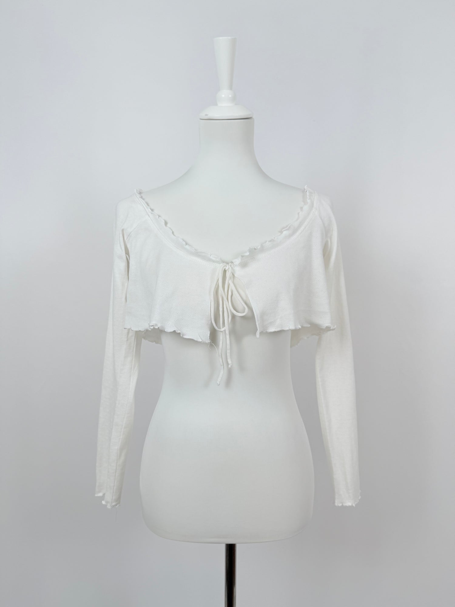 Boléro court blanc à nouer
