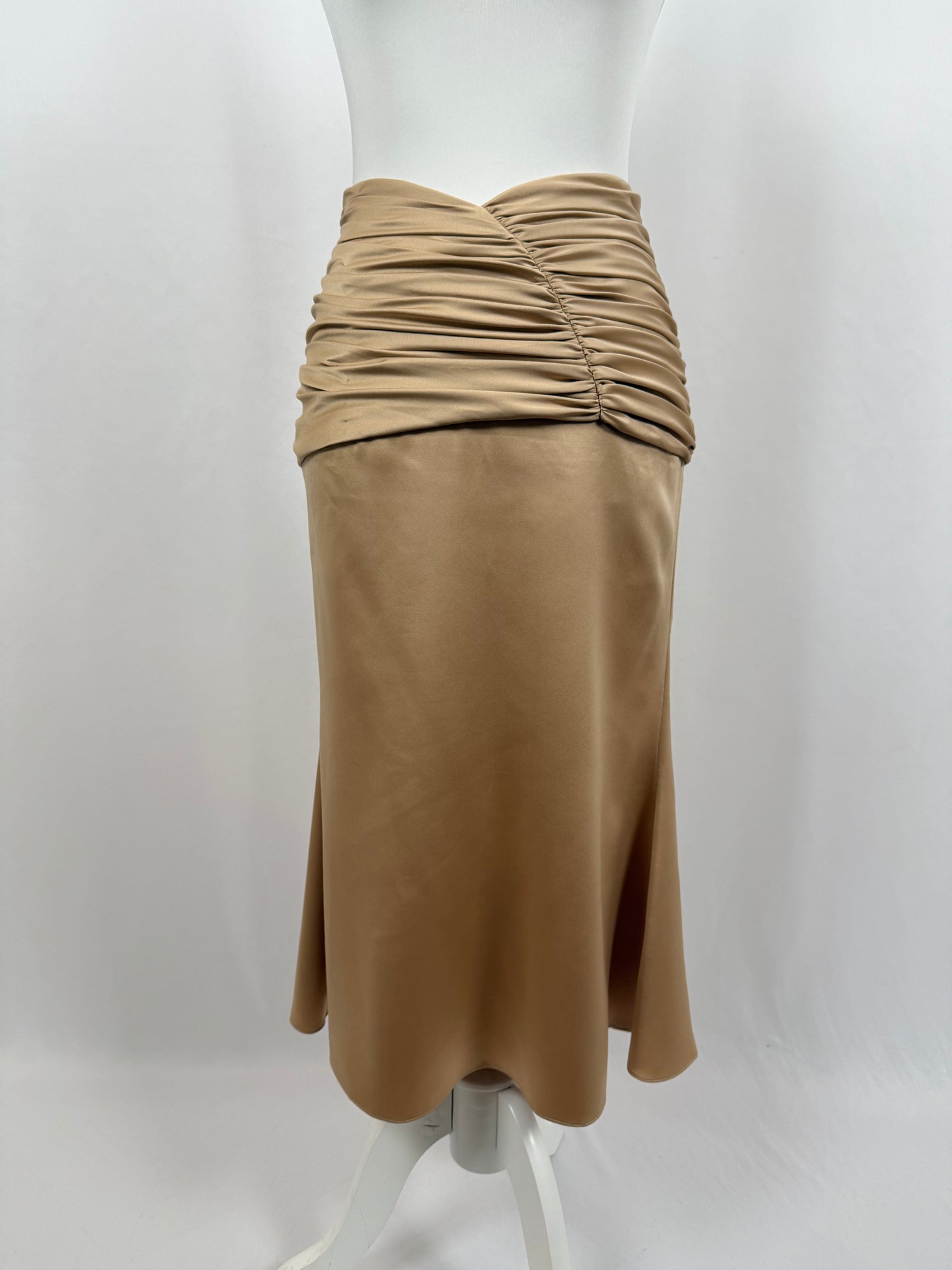 Jupe midi matelassée en poly-satin doré