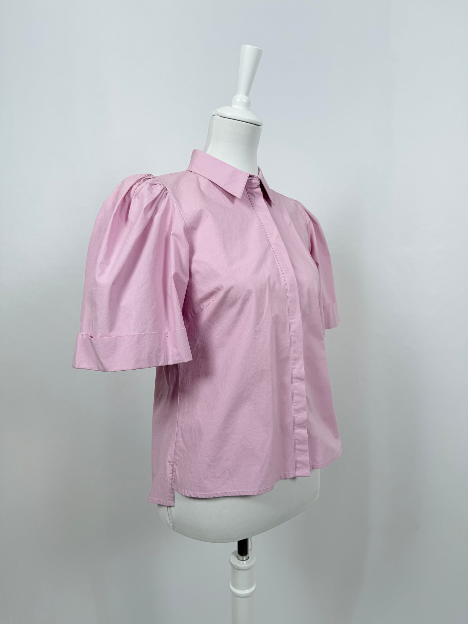 Chemise à manches courtes bouffantes rose