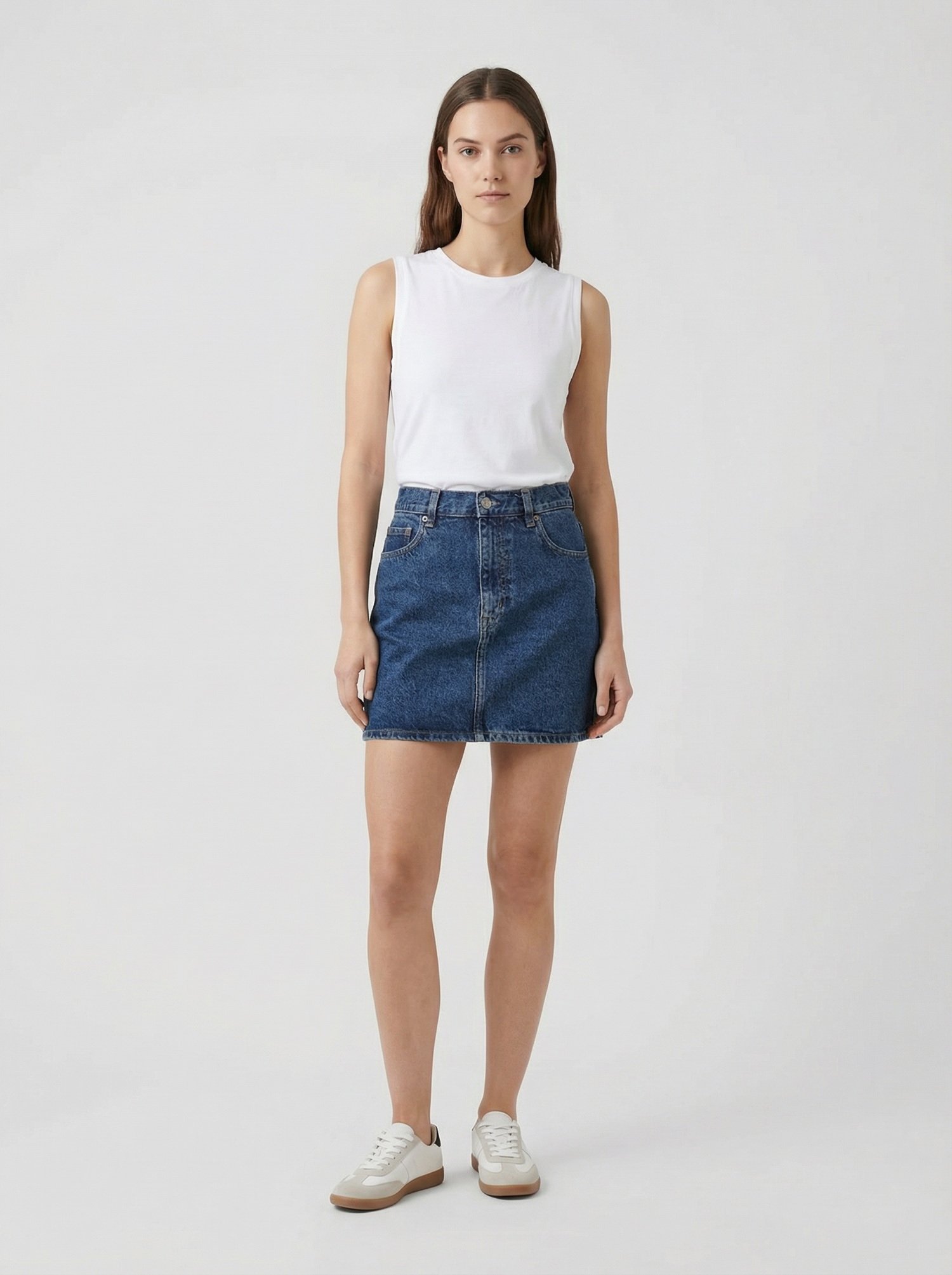 Mini jupe à 5 poches en denim bleu