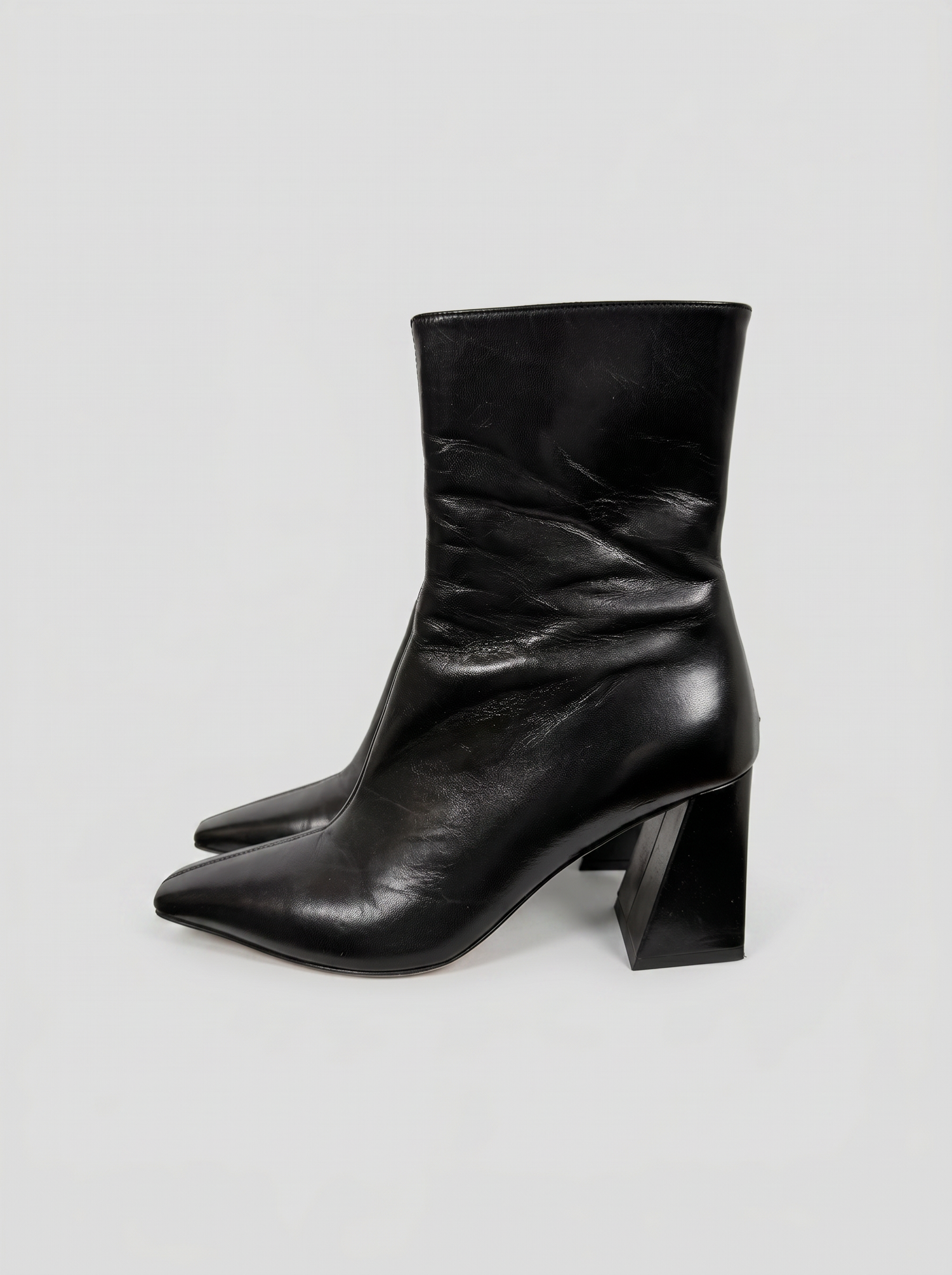 Bottines noires en cuir