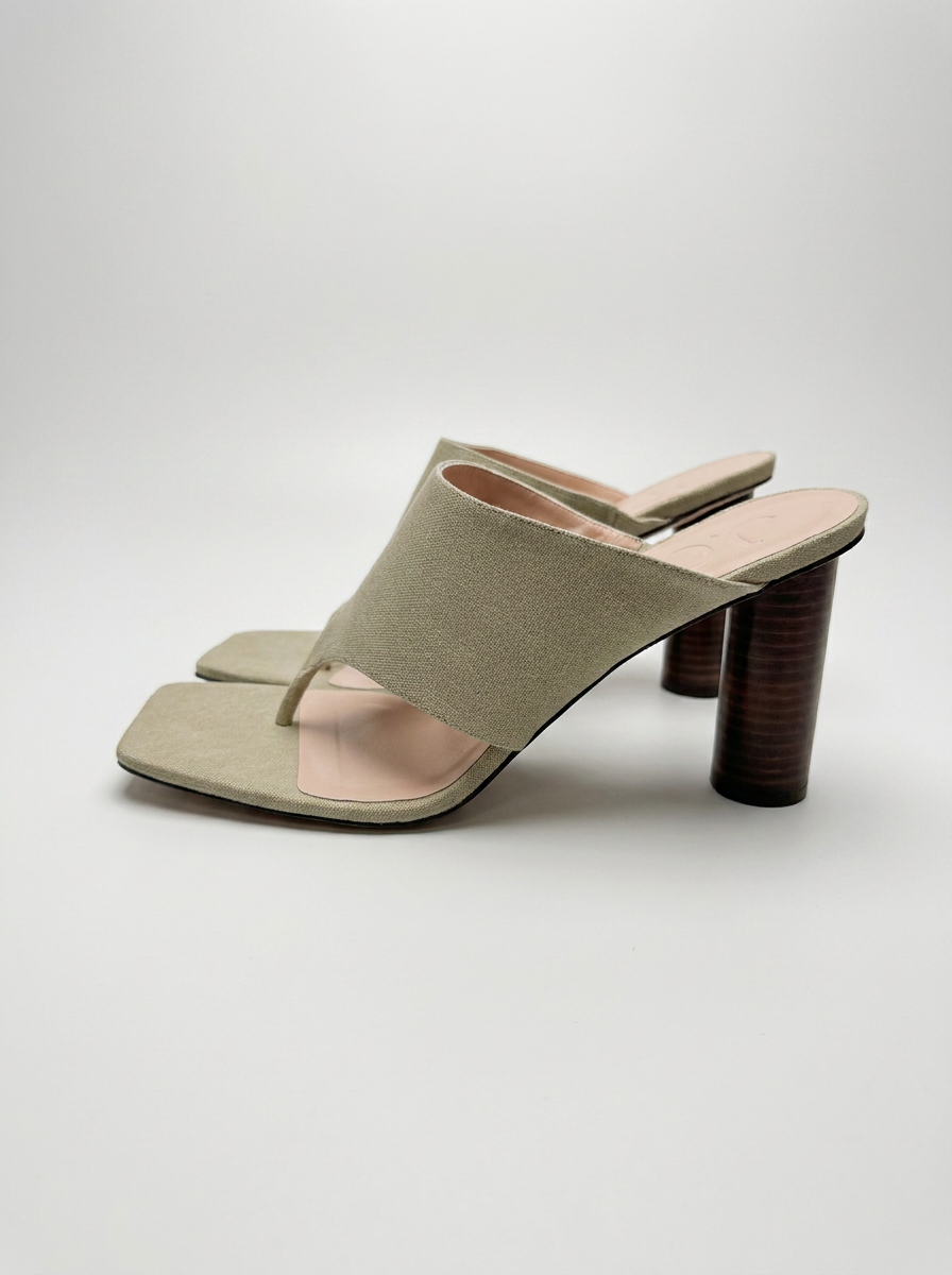 Sandales à talons en lin beige