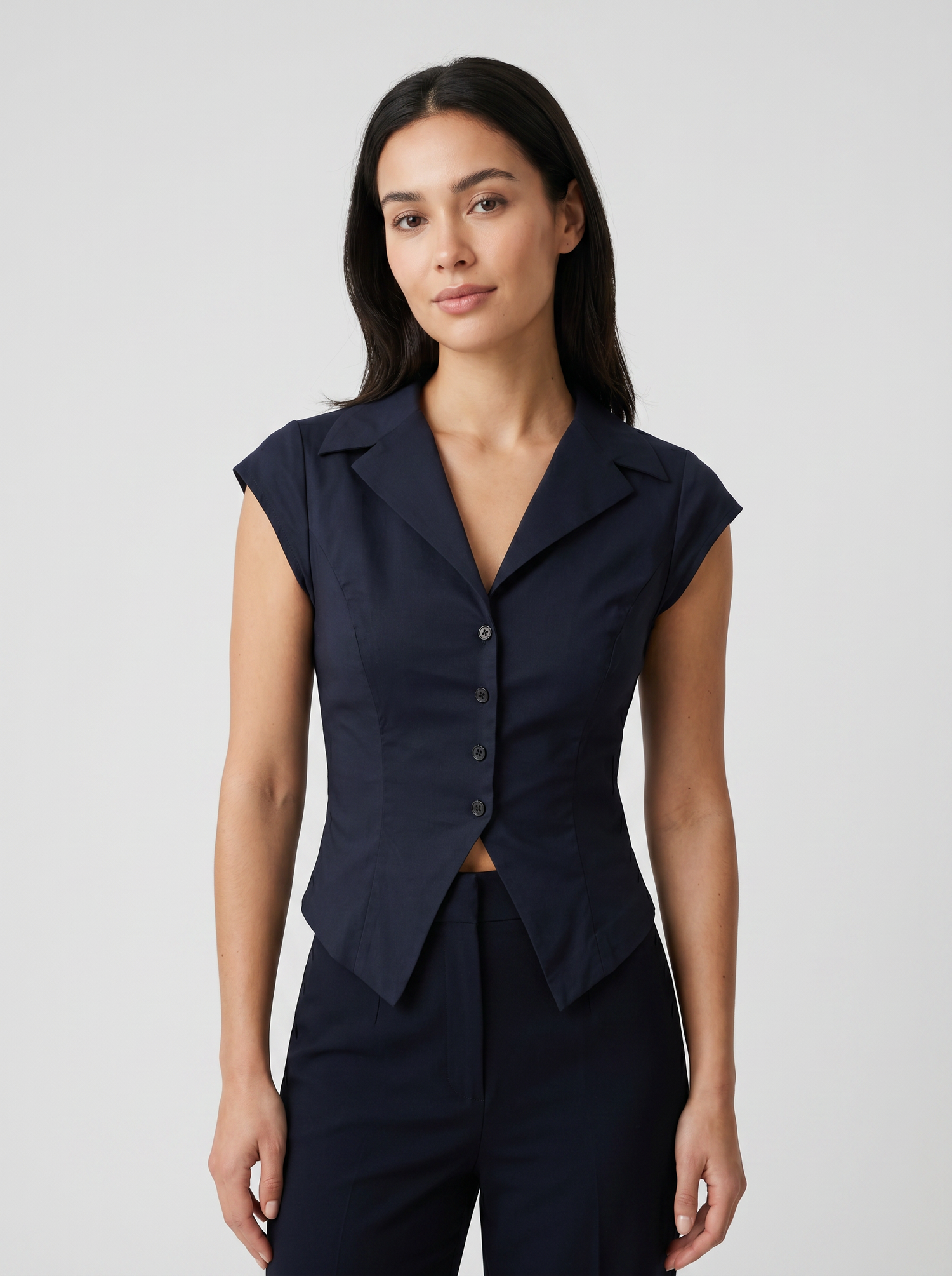 Top boutonné cintré bleu marine